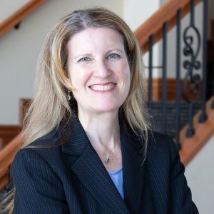 Selene Selene Nelson, Principal